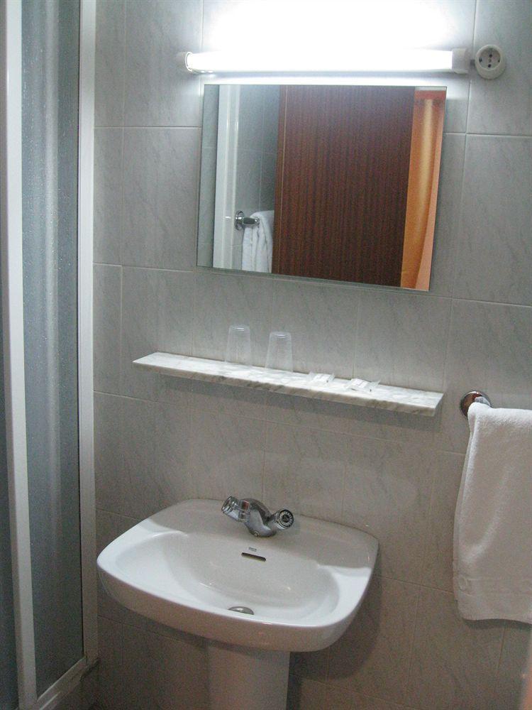 Hotel El Call Барселона Экстерьер фото